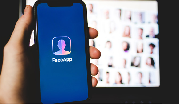 Nguy cơ đánh cắp thông tin cá nhân từ ứng dụng FaceApp